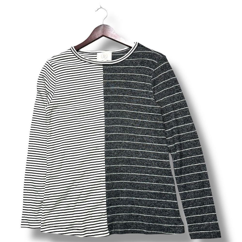 Elle Mae‎ Women's Blouse Black & White Striped Size S Normcore Minimalist Scandi